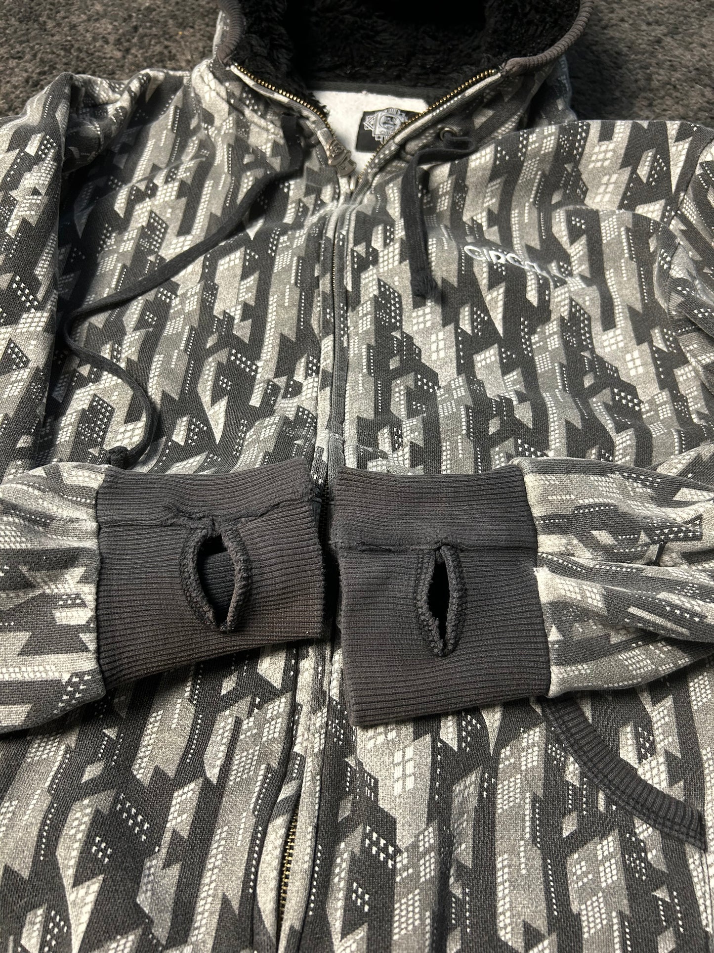 Circa Fur Zipper Y2K Skate