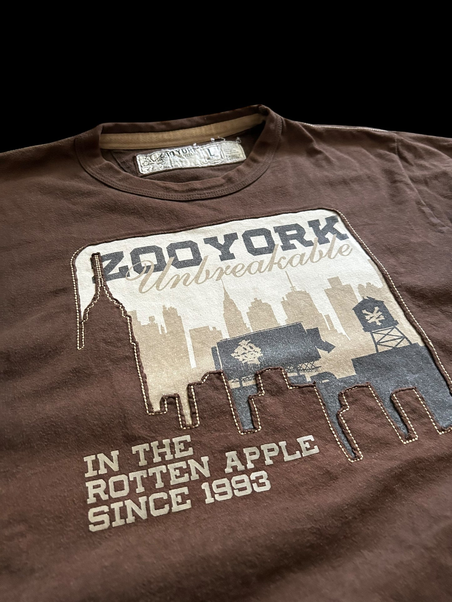 Zoo York Tshirt Y2K
