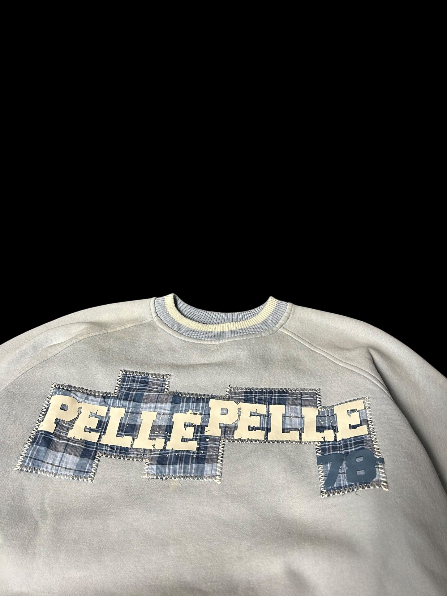 Pelle Pelle Sweater Y2K
