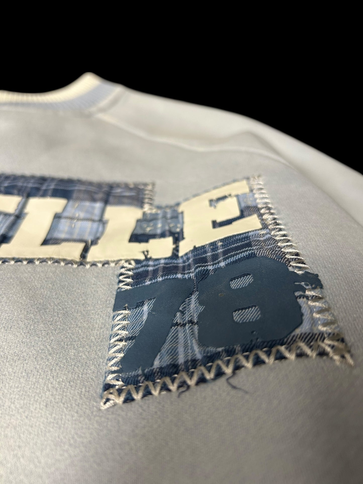 Pelle Pelle Sweater Y2K