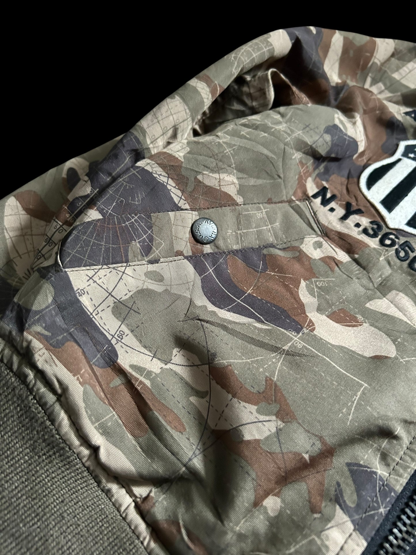 Avirex Bomberjacke Y2K