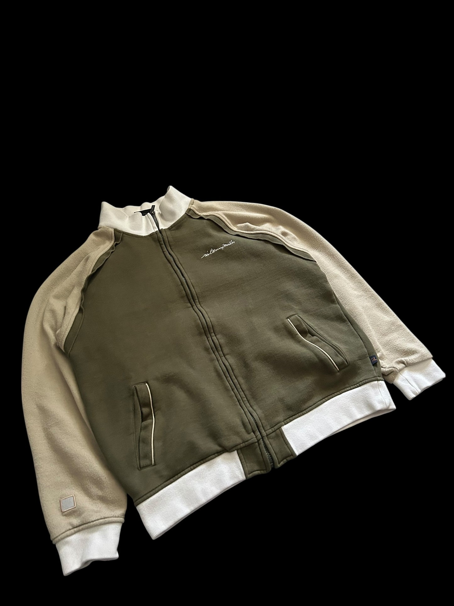 Sir Benni Miles Zipper Y2K