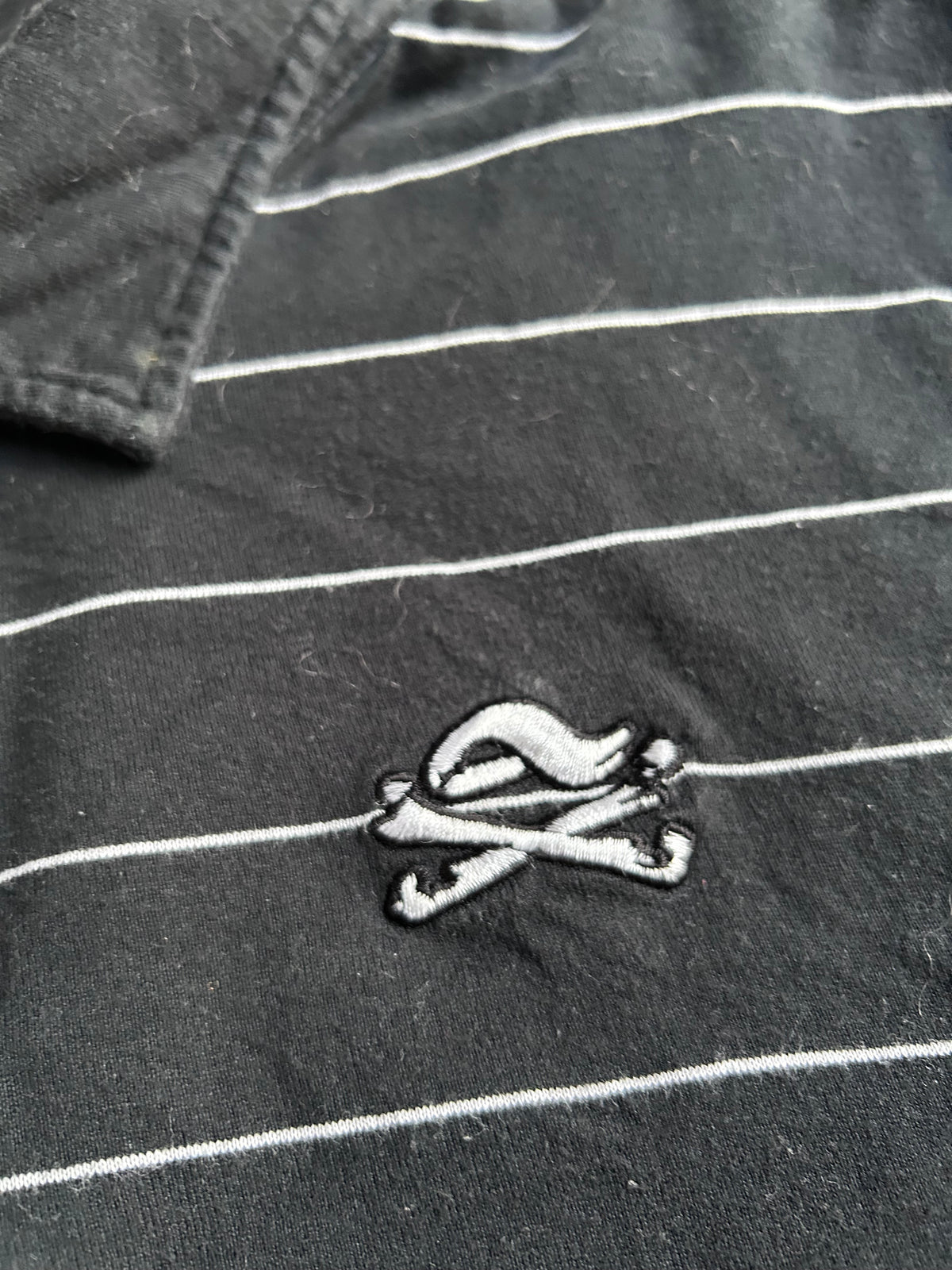 Adio Crossbone Polo L Y2K
